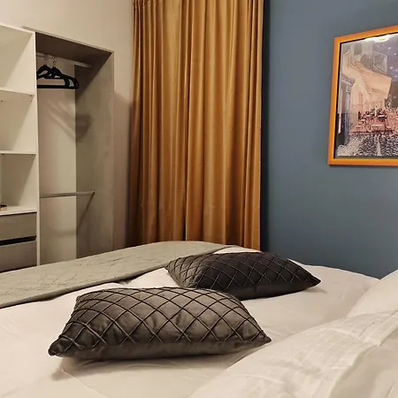 Alloggi Tosca Airport Guest house