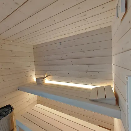 Alloggi Tosca Airport Гостевой дом Ронки-дей-Леджонари